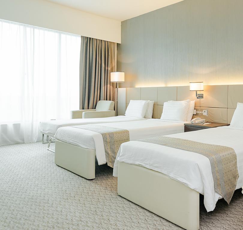 Hotel Raia & Convention Centre 4*